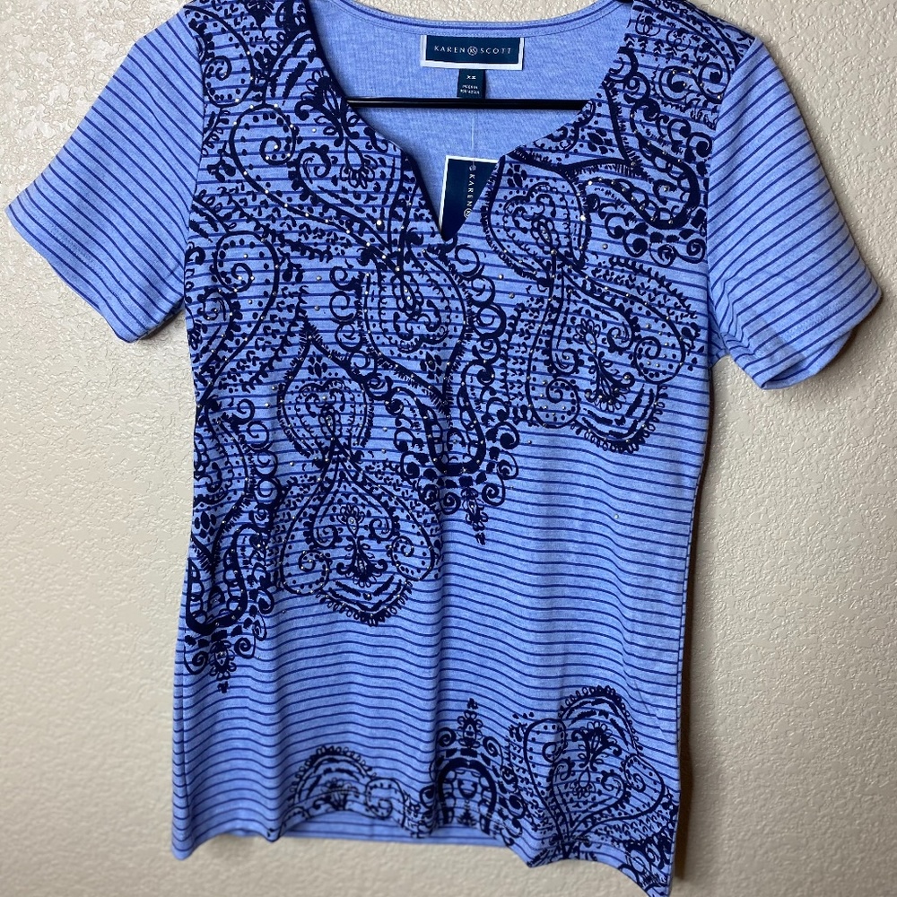 Karen Scott T-shirt